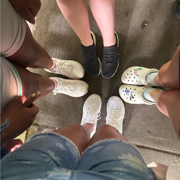 Meet your Posher, Jolene - Picture 5 of 5